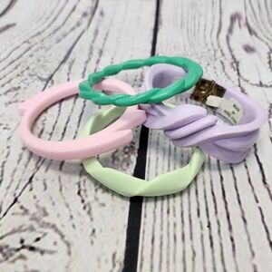 Vintage Assorted Plastic‎ Hinge Pastel Bracelet
